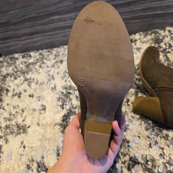 Dark Brown Faux Suede Ankle Booties - Size 7 Block Heel - Picture 3 of 3